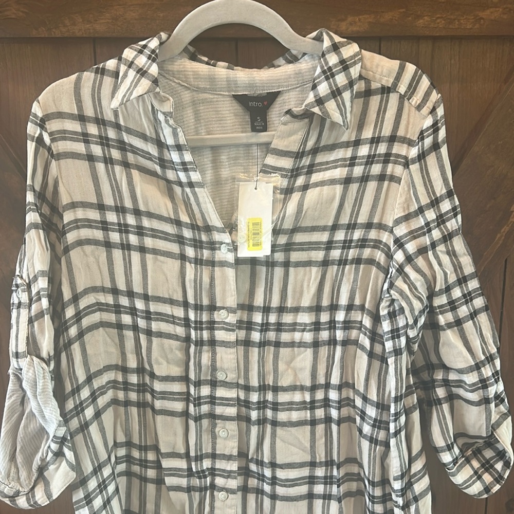 Into. Plaid Top
